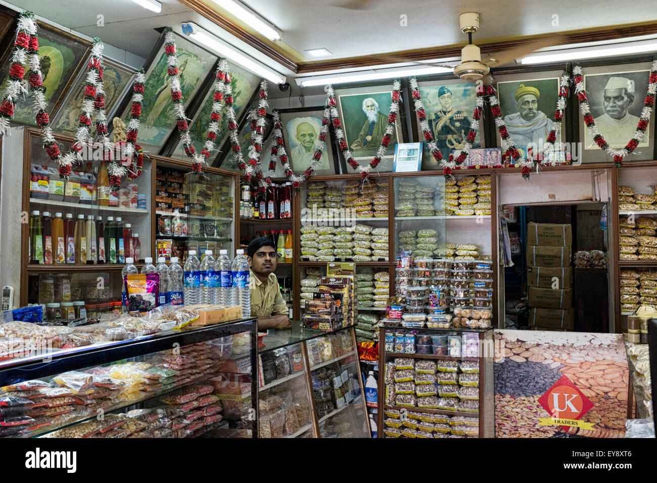 Roshni dry fruit shop